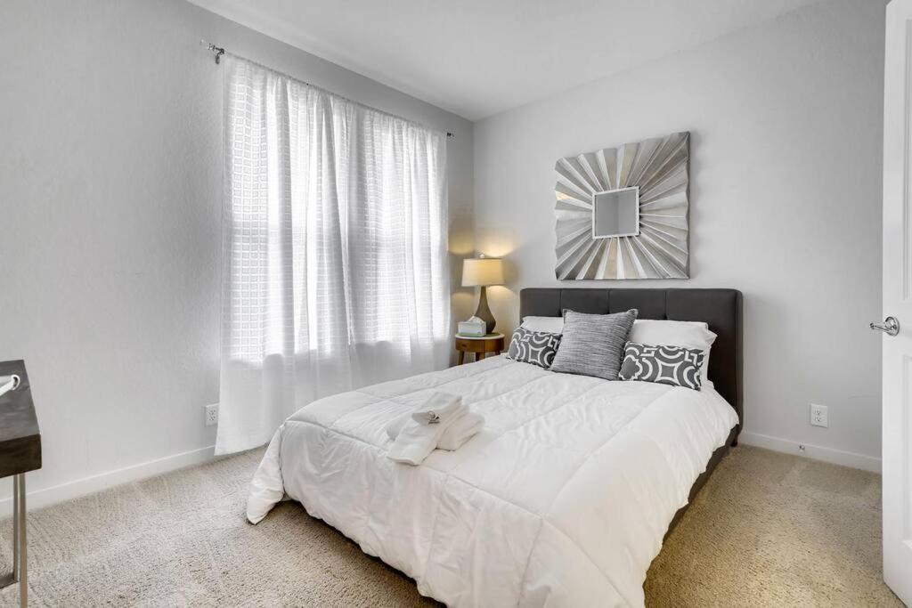 Gorgeous 4 Bed Home On St Mary'S - Minutes To Riverwalk/Pearl San Antonio Exterior foto