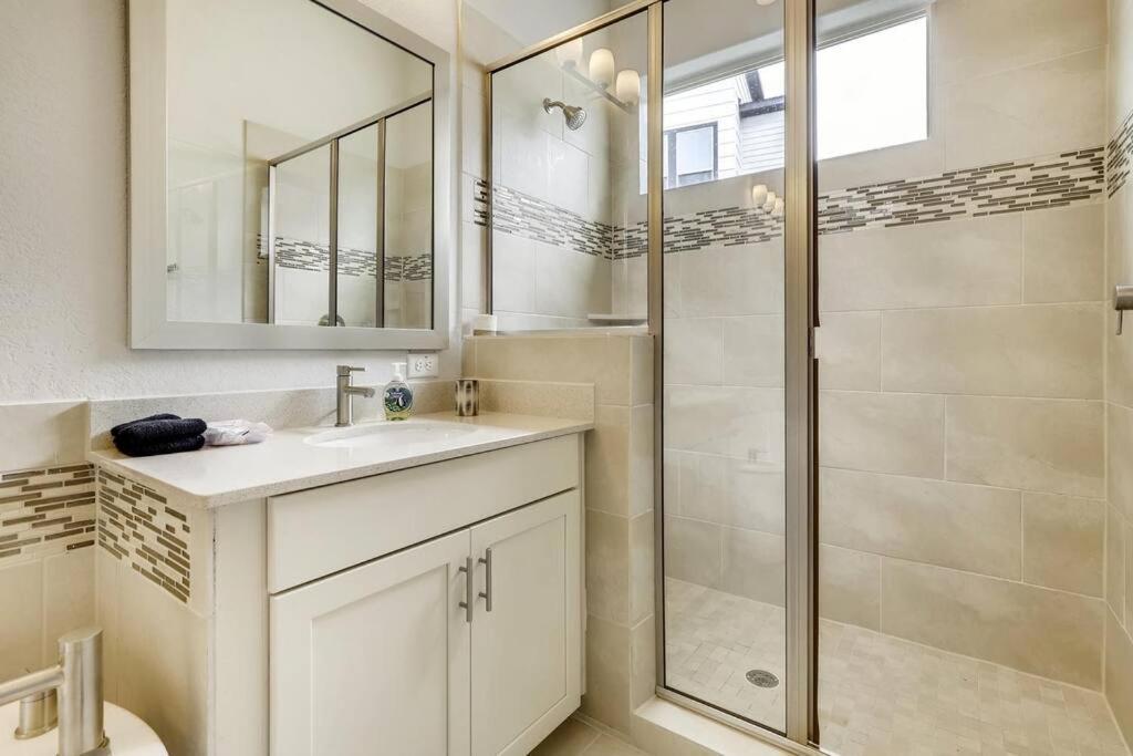 Gorgeous 4 Bed Home On St Mary'S - Minutes To Riverwalk/Pearl San Antonio Exterior foto