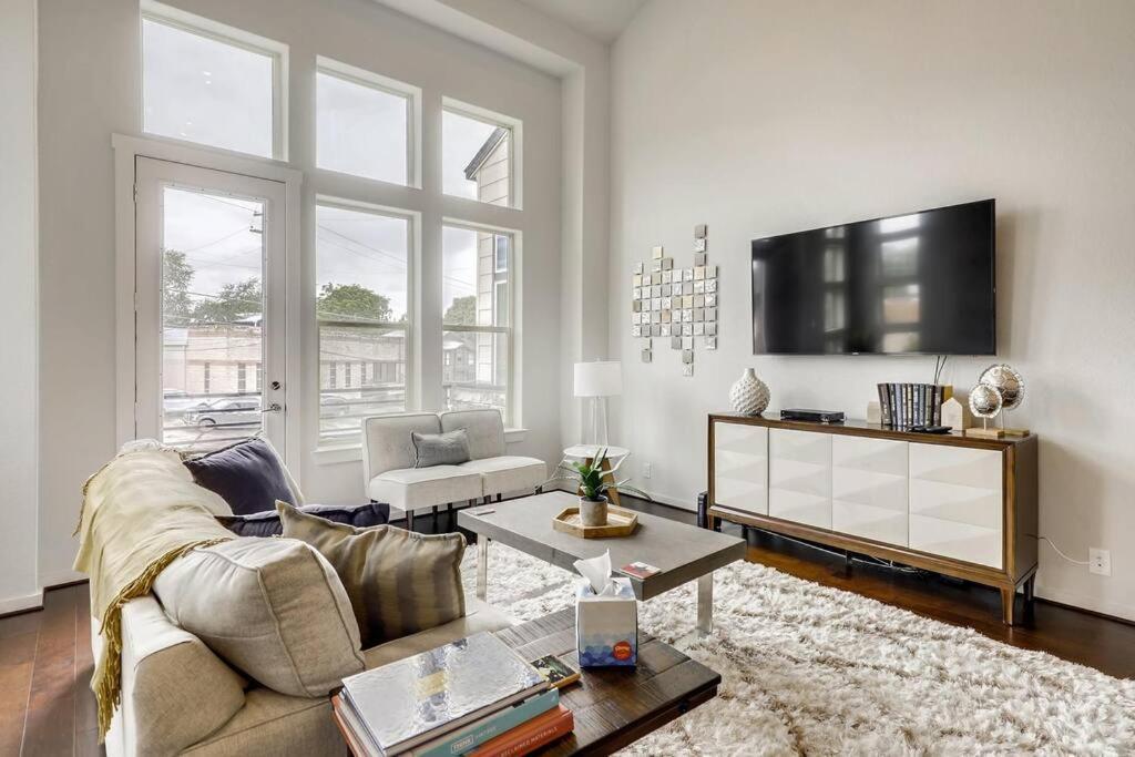 Gorgeous 4 Bed Home On St Mary'S - Minutes To Riverwalk/Pearl San Antonio Exterior foto